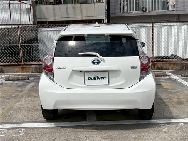 Toyota AQUA 2014 8005827-19