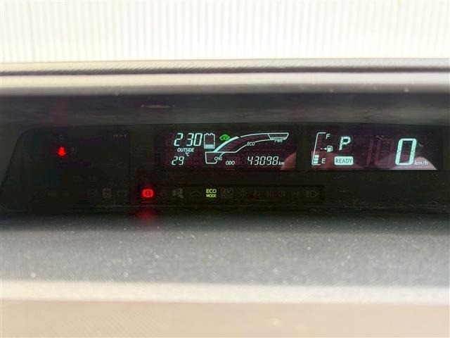 Toyota AQUA 2014 8005827-2