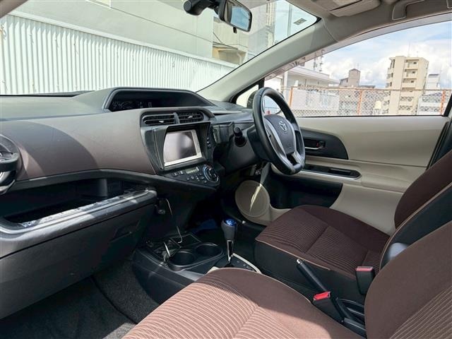 Toyota AQUA 2014 8005827-4