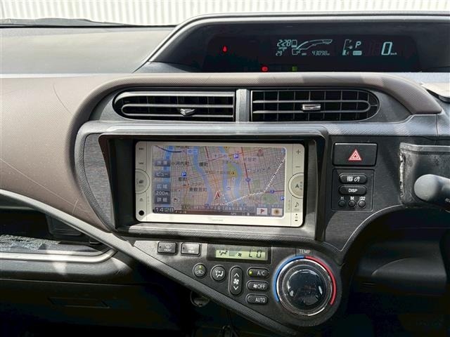 Toyota AQUA 2014 8005827-7