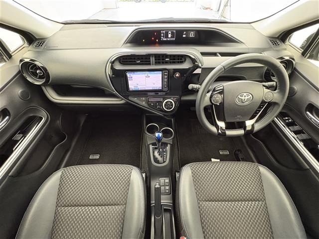 Toyota AQUA 2017 8005846-15