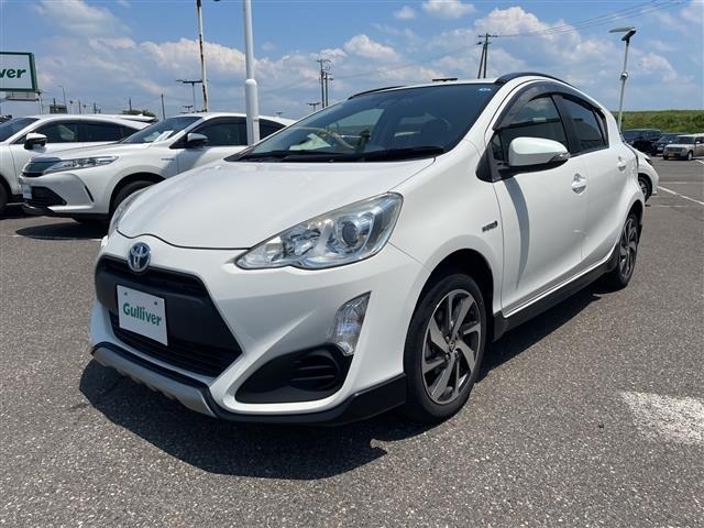 Toyota AQUA 2016 8005890-4