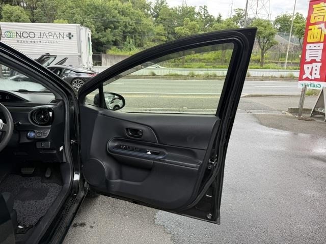 Toyota AQUA 2015 8005891-4