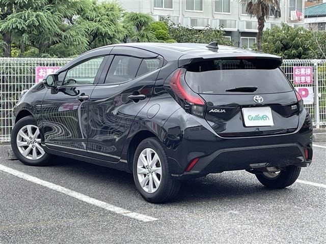 Toyota AQUA 2021 8005953-21