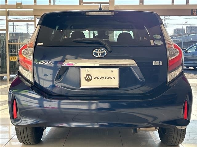 Toyota AQUA 2018 8005973-4