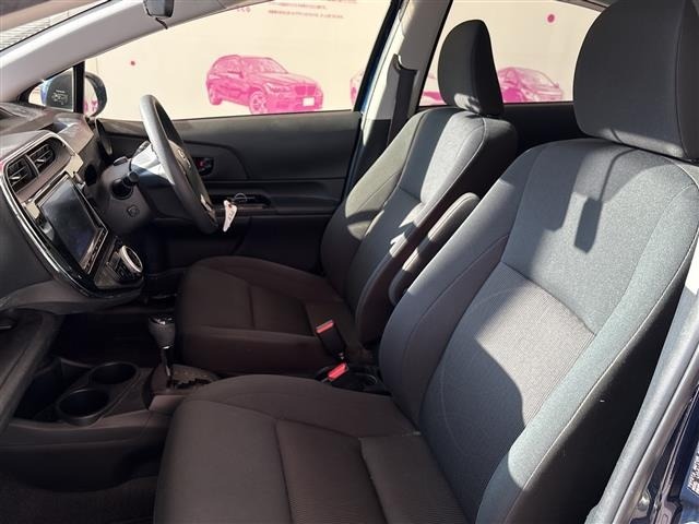 Toyota AQUA 2018 8005973-8