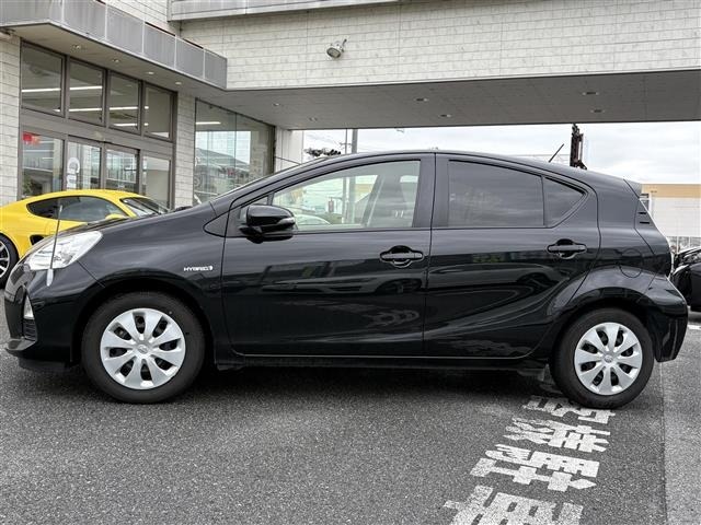 Toyota AQUA 2013 8006011-18