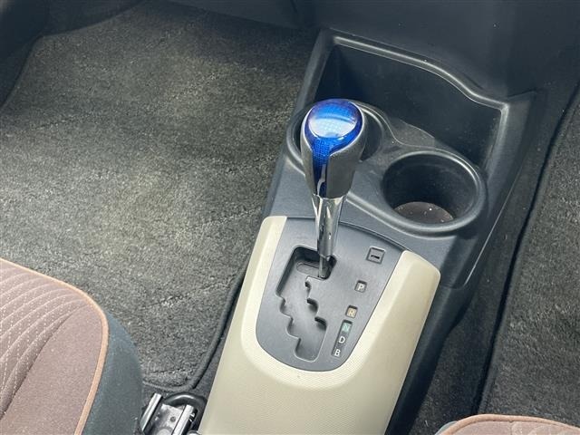 Toyota AQUA 2013 8006041-20