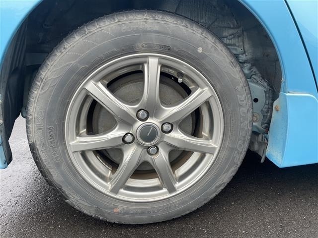 Toyota AQUA 2013 8006041-7