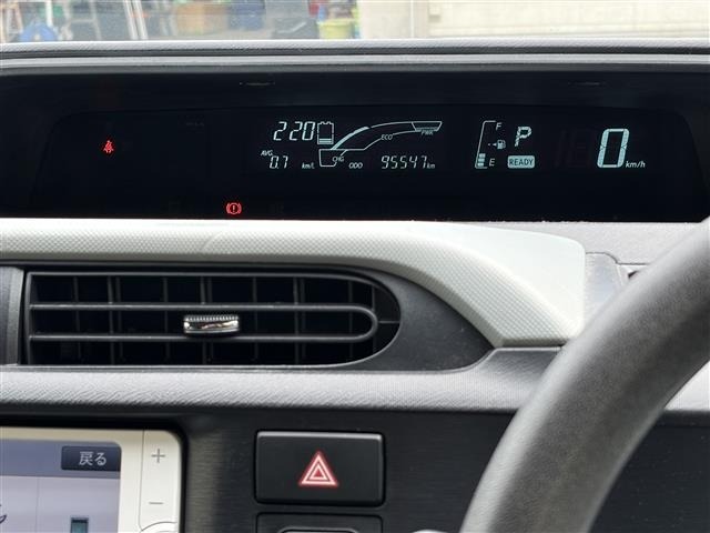 Toyota AQUA 2014 8006065-21