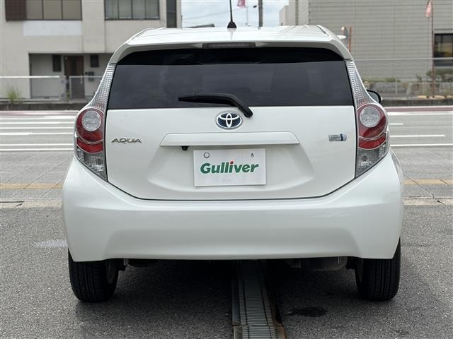 Toyota AQUA 2014 8006065-5