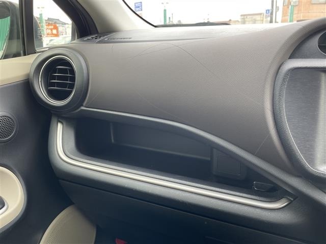 Toyota AQUA 2014 8006066-11