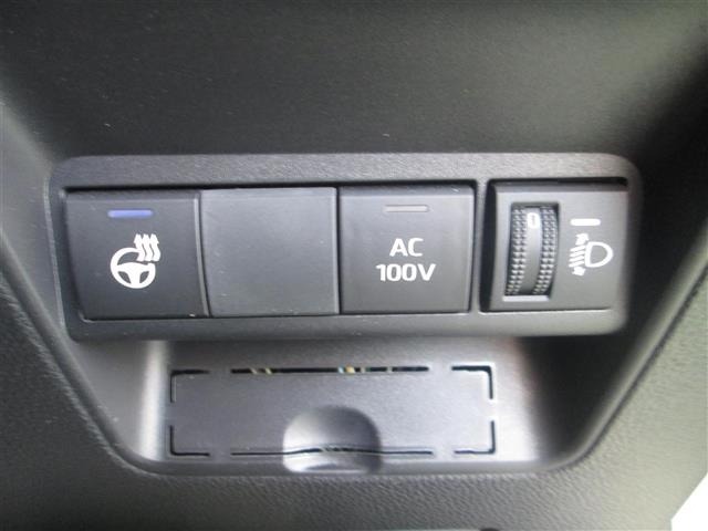Toyota AQUA 2023 8006078-12
