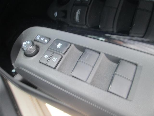 Toyota AQUA 2023 8006078-20