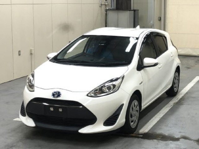 Toyota AQUA 2019 8006224-2
