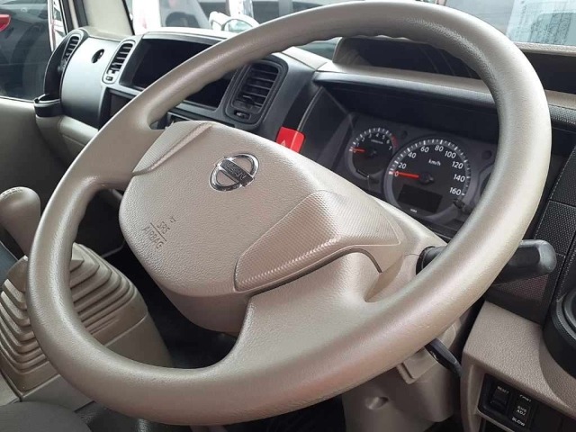 Nissan ATLAS 2012 7988938-9