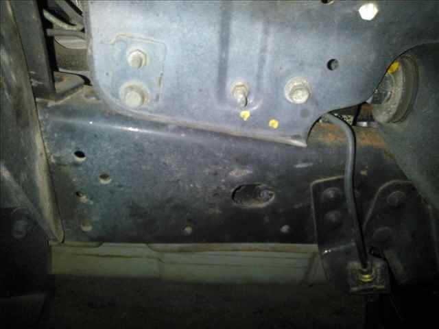 Nissan ATLAS 2001 7988940-9
