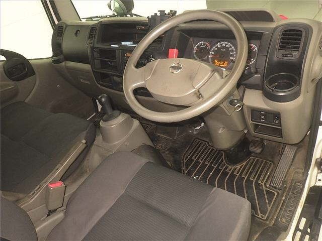 Nissan ATLAS 2015 7988963-3
