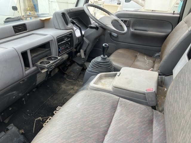 Nissan ATLAS 1992 7988975-5
