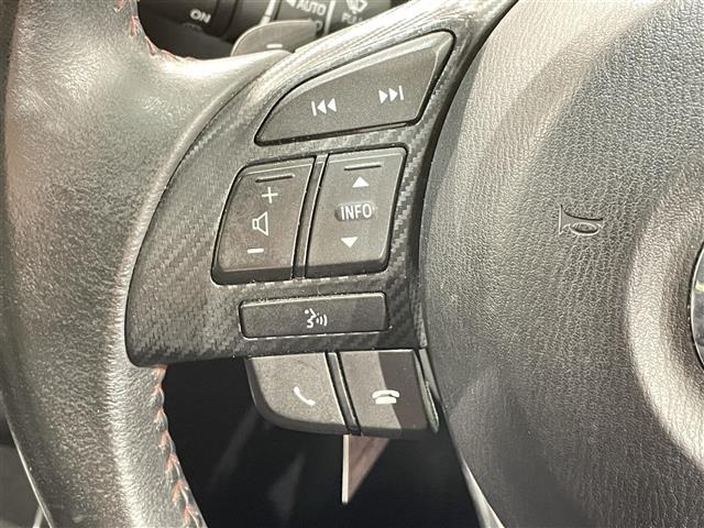 Mazda AXELA 2016 7996365-2