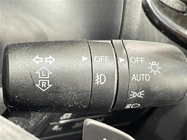 Mazda AXELA 2016 7996365-6