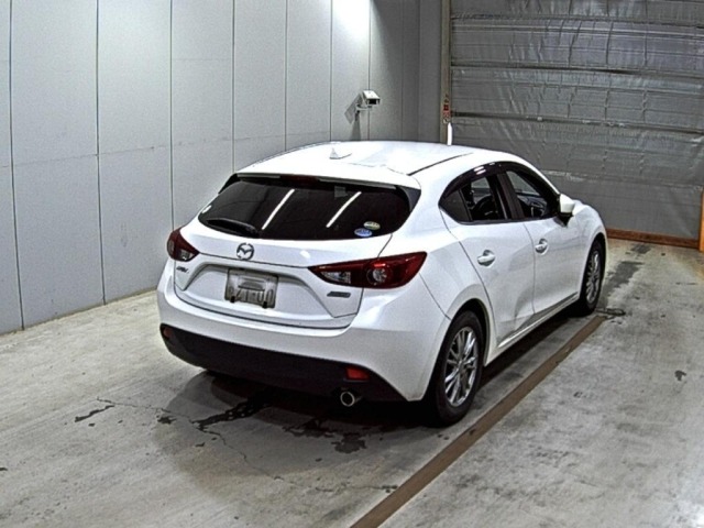 Mazda AXELA 2016 7996436-5