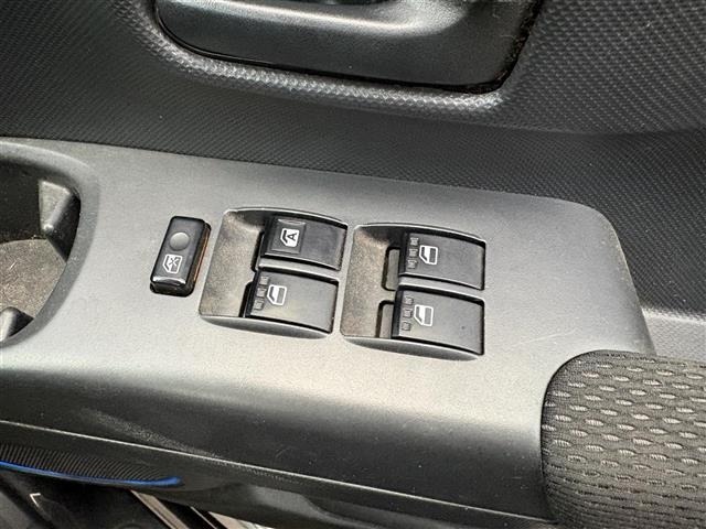 Toyota BB 2011 8002170-19