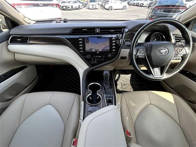Toyota CAMRY 2018 8013165-14