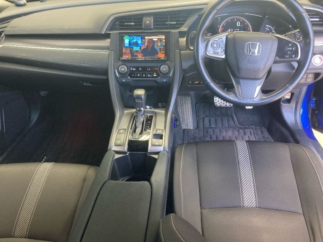 Honda CIVIC 2018 7994164-4