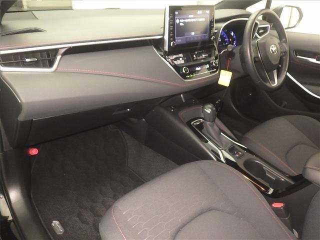 Toyota COROLLA SPORT 2022 8013663-4