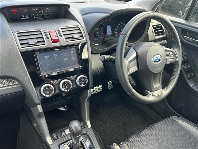 Subaru FORESTER 2015 8014226-2