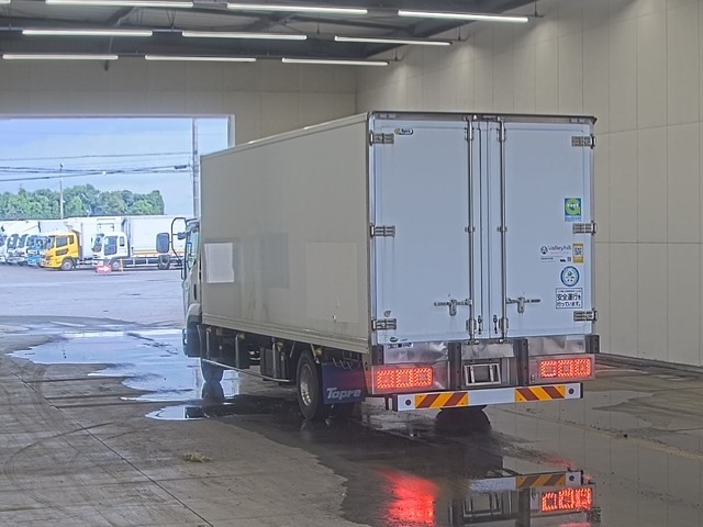 Isuzu FORWARD 2016 7990827-0