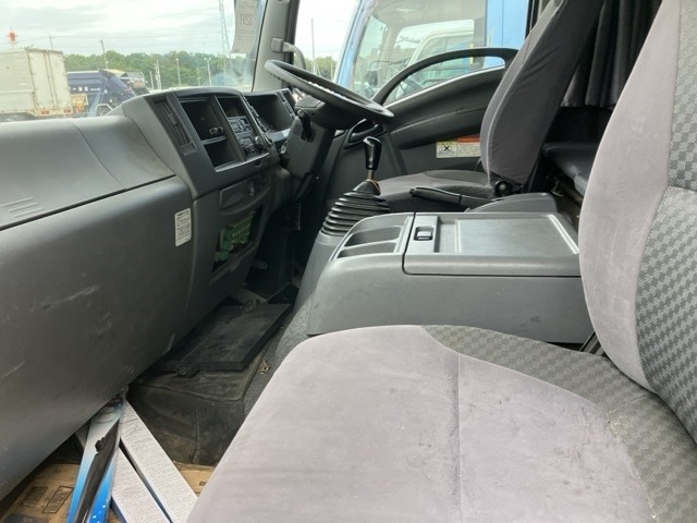 Isuzu FORWARD 2017 7990834-5