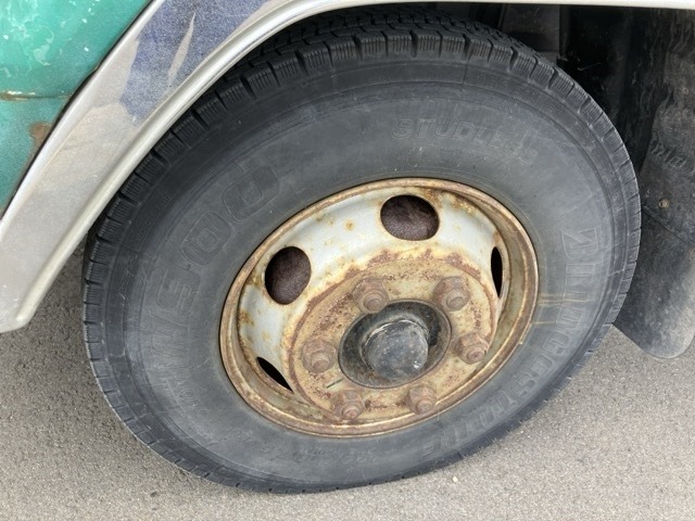 Isuzu FORWARD 1990 7990888-9