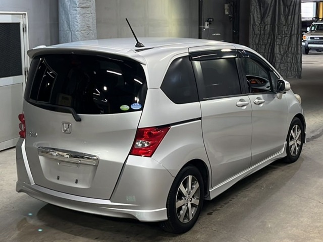 Honda FREED 2009 8015462-5