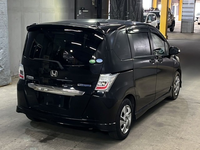 Honda FREED 2013 8015463-5