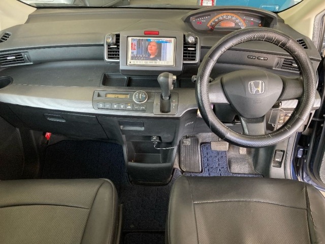 Honda FREED 2010 8015471-3