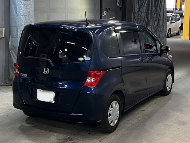 Honda FREED 2010 8015471-5