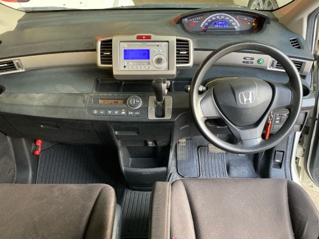 Honda FREED 2012 8015495-3