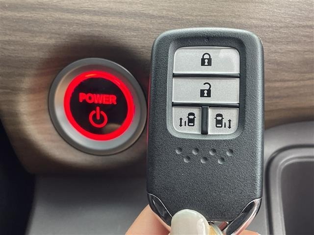 Honda FREED 2023 8015641-2