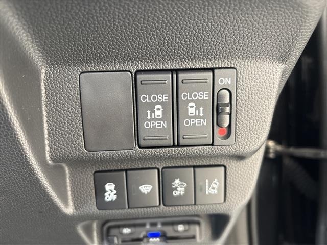 Honda FREED 2022 8015660-1