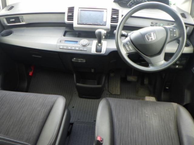 Honda FREED 2015 8015674-3