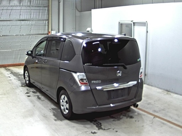 Honda FREED 2013 8015675-1