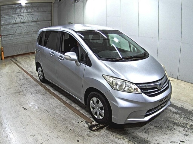 Honda FREED 2013 8015680-0