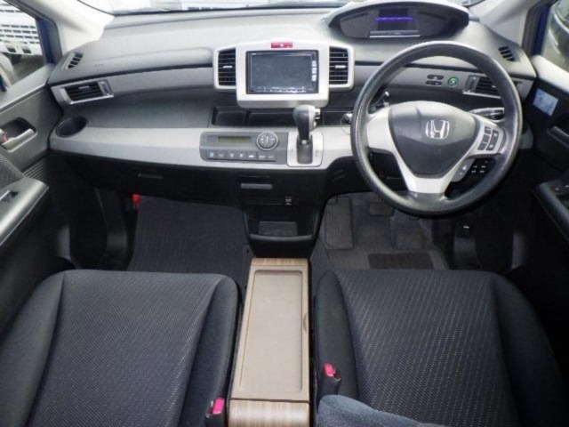 Honda FREED 2013 8015689-3