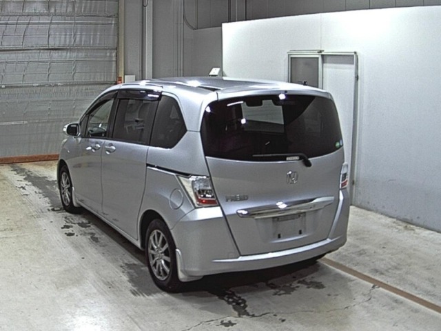 Honda FREED 2013 8015697-1