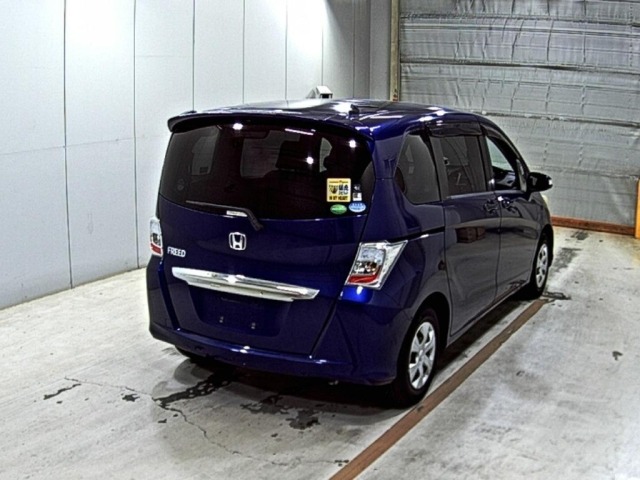 Honda FREED 2013 8015698-5