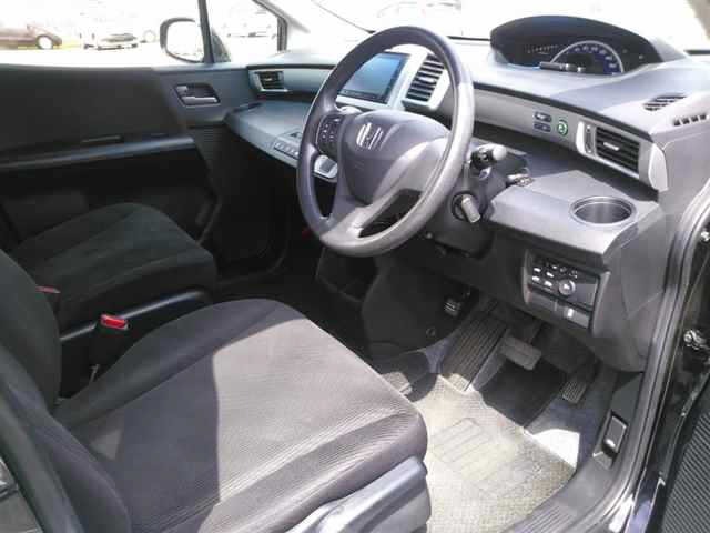 Honda FREED 2014 8015703-3