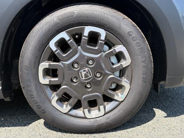 Honda FREED 2025 8015711-2