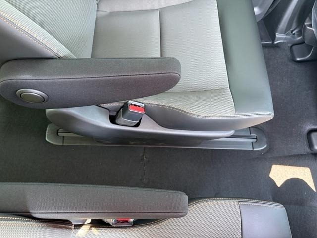 Honda FREED 2025 8015711-9